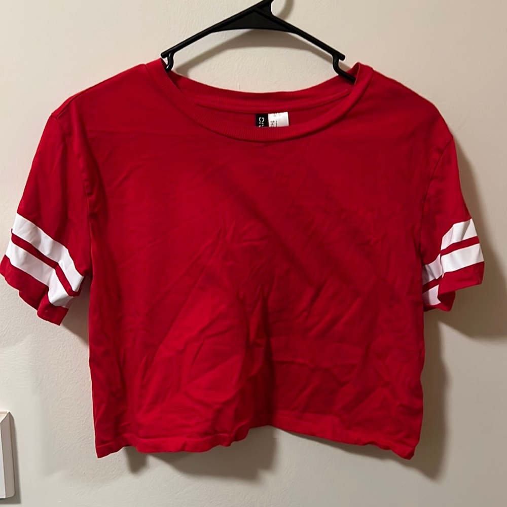 H&M small red crop top